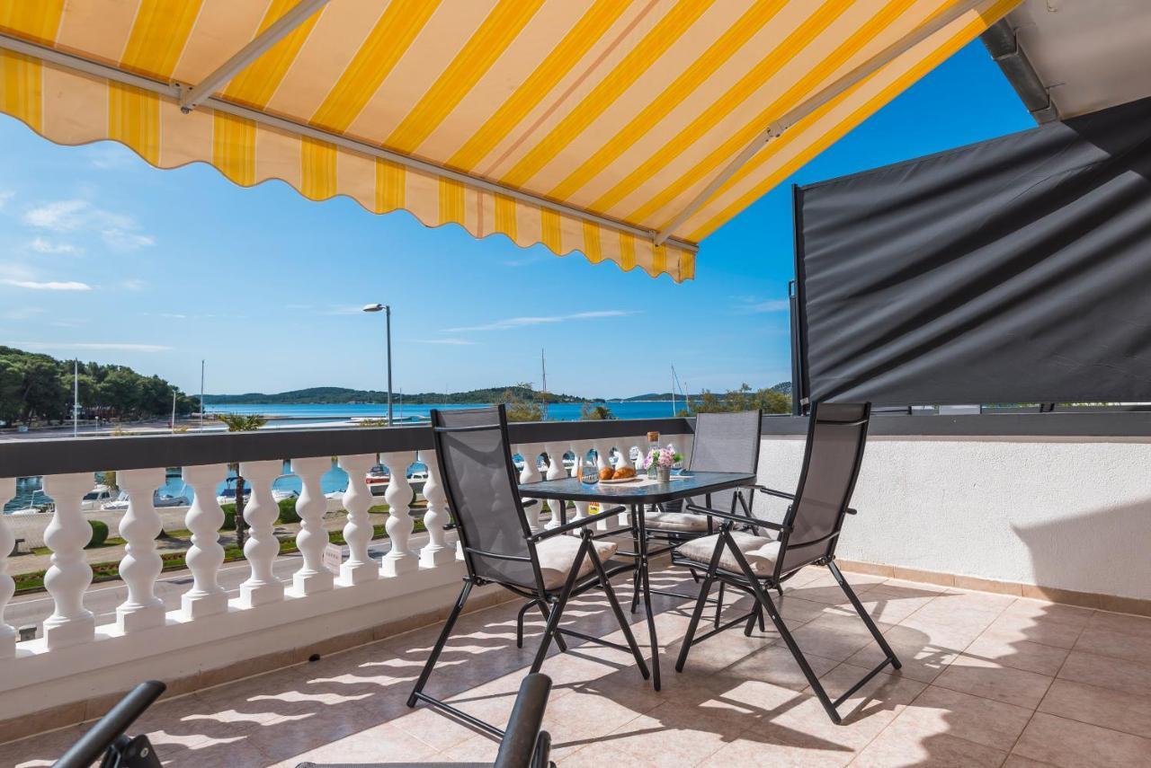 Apartment And Rooms Dalmatiko Водице Екстериор снимка